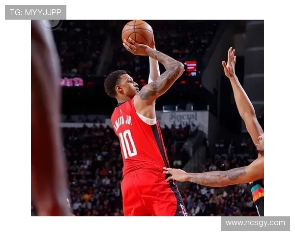 文班亚马独秀完胜双探花